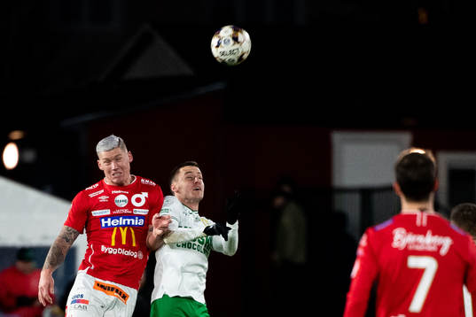 Degerfors Victor Edvardsen och Hammarbys Jeppe Andersen