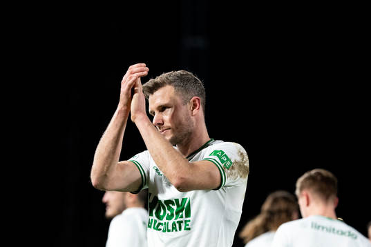 Hammarbys Richard Magyar jublar