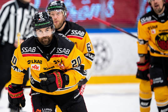 Luleås Jack Connolly jublar