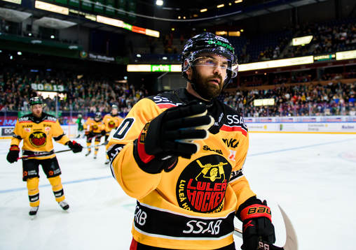 Luleås Jack Connolly jublar