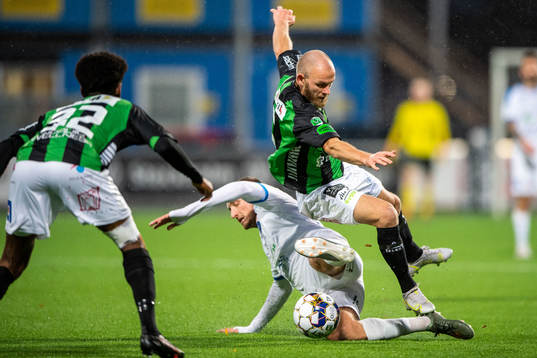 Bläddra bland fler bilder av Fotboll, Superettan, Akropolis - GAIS
