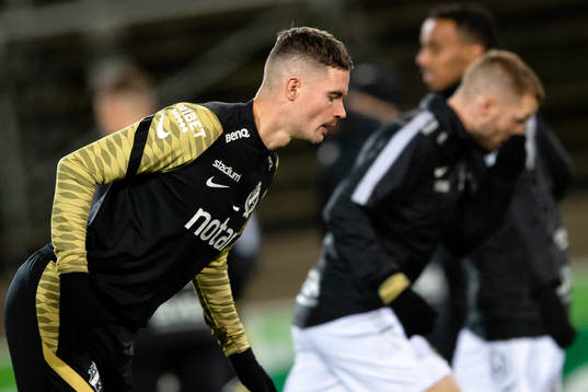 s Mikael Lustig