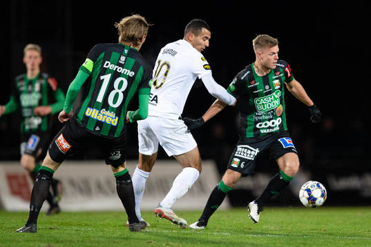 s Nabil Bahoui och Varbergs Albin Winbo