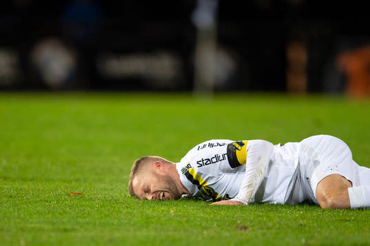 s Sebastian Larsson