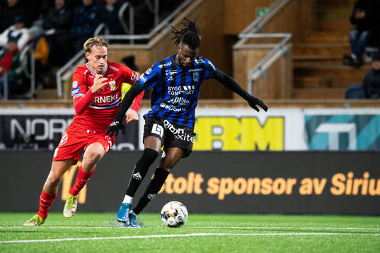 IFK Göteborgs Oscar Vilhelmsson och Sirius Joseph Colley