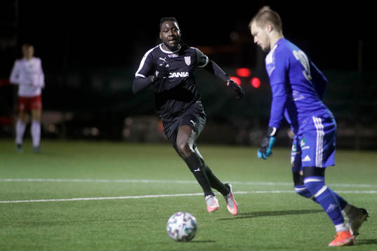 Assyriska Alai Sosseh och Hudiksvall Simon Elgh