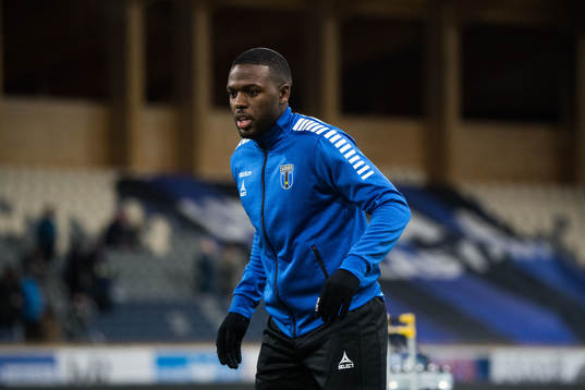 Sirius Christian Kouakou innan fotbollsmatchen i
