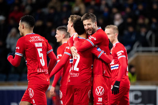 IFK Göteborgs Tobias Sana och Mattias Bjärsmyr  jublar