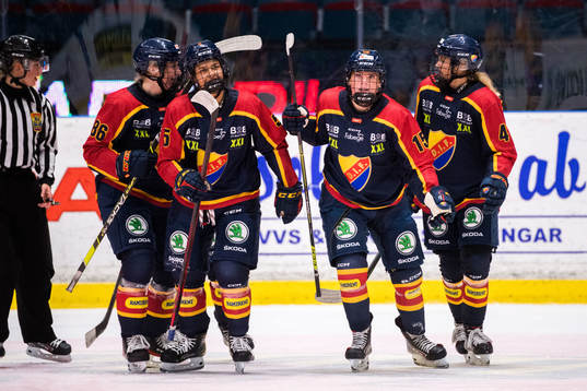 Djurgårdens Selma Tyreskog, Olivia Sohrner, Lova Blom och
