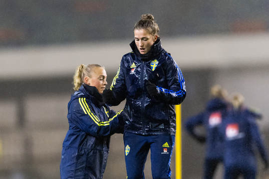 Hanna Bennison and Filippa Angeldahl of the Swedish women's