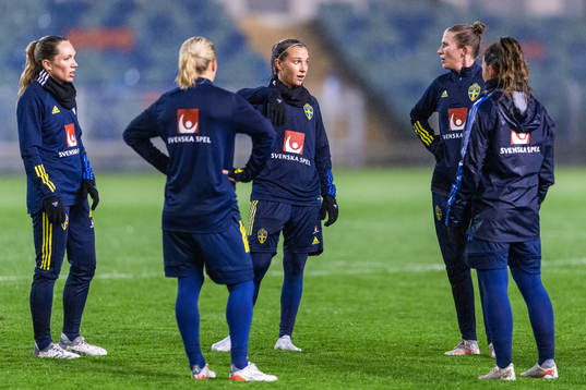 Elin Rubensson, Julia Zigiotti Olme and Emma Berglund of