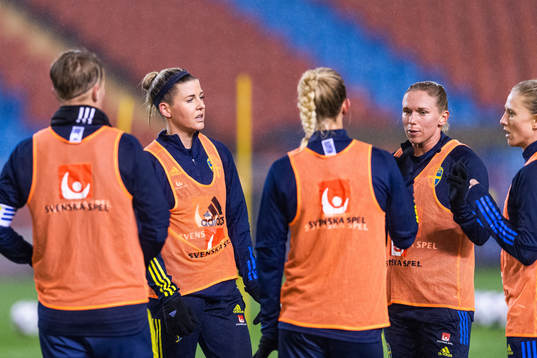 Olivia Schough and Jonna Andersson of the Swedish women's