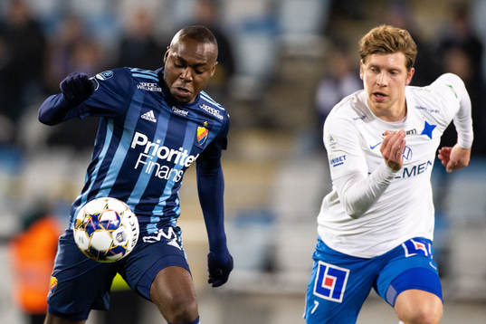 Djurgårdens Edward Chilufya och IFK Norrköpings Alexander