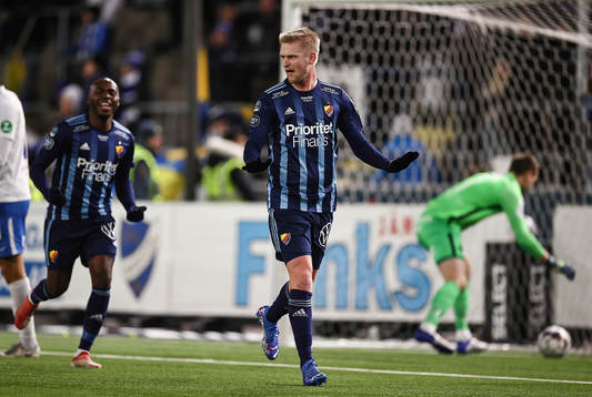 Djurgårdens Kalle Holmberg jublar