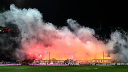 Bengaler på Djurgårdens ståplatsläktare