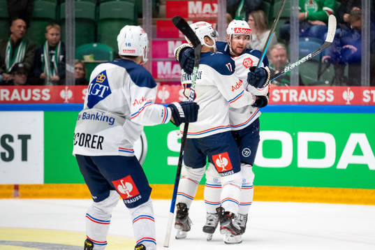 Yannick Weber of Zurich celebrates scoring 0-1