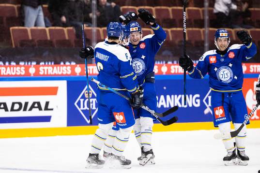 Emil Heineman of Leksand celebrates the 7-1 goal