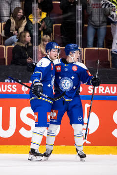 Leksands Emil Heineman celebrating