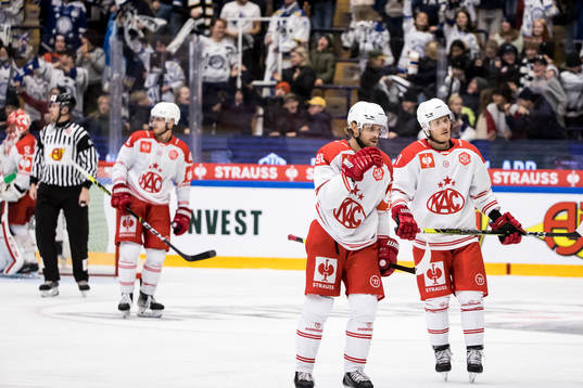 Klagenfurts players looks dejected