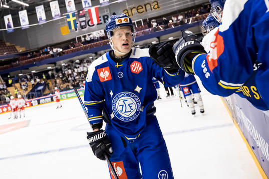 Leksands Emil Heineman celebrating