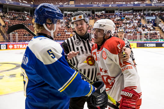 Leksands Calle Själin and Klagenfurts Fabian Hochegger