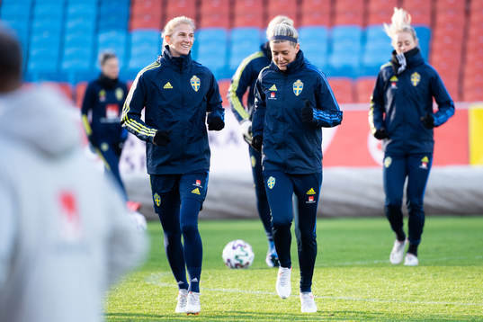 Sofia Jakobsson and Olivia Schough of the Swedish women's