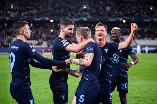 Sören Rieks of Malmö FF celebrate with teammates