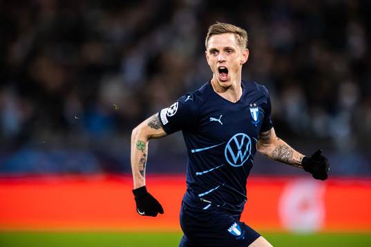 Bläddra bland fler bilder av Football, UEFA Champions League, Malmö FF - Zenit St Petersburg
