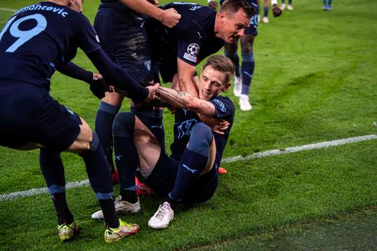 Sören Rieks of Malmö FF celebrate with teammates