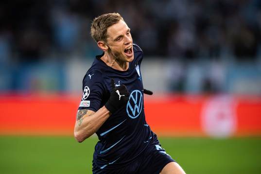 Sören Rieks of Malmö FF celebrates