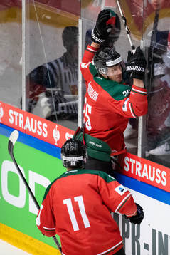 Elmer Söderblom of Frölunda celebrates scoring 1-0