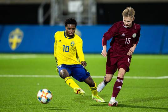Sveriges Jardell Kanga och Lettland Kristaps Grabovskis