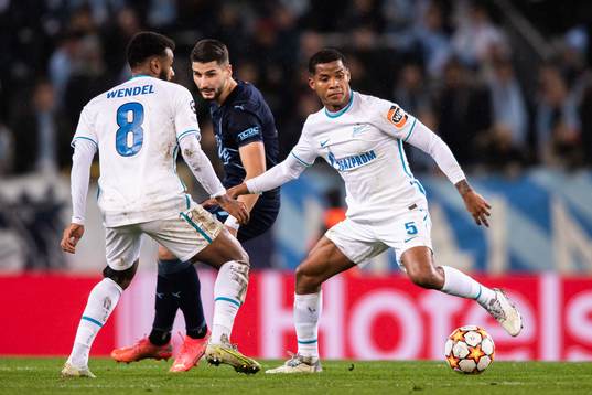 Antonio Colak of Malmö FF and Wilmar Barrios of Zenit