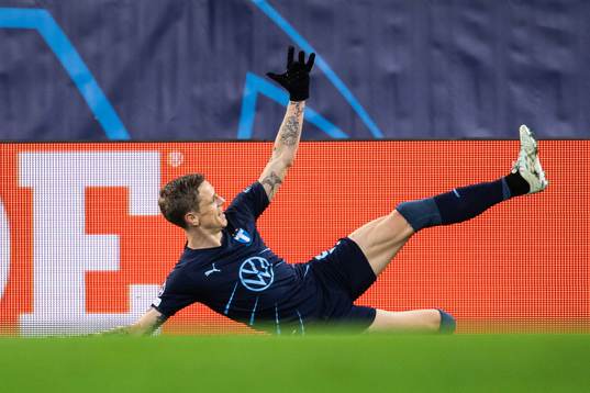 Sören Rieks of Malmö FF celebrates