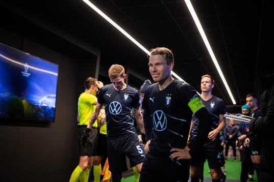 Oscar Lewicki of Malmö FF enters the pitch prior to the