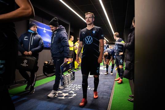 Eric Larsson of Malmö FF enters the pitch prior to the
