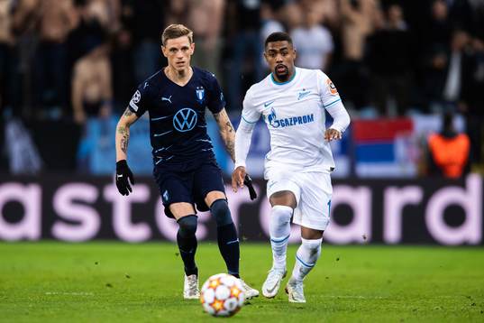 Sören Rieks of Malmö FF and Malcom of Zenit