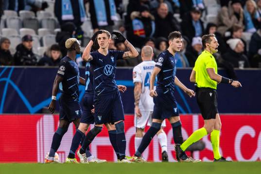 Sören Rieks of Malmö FF reacts