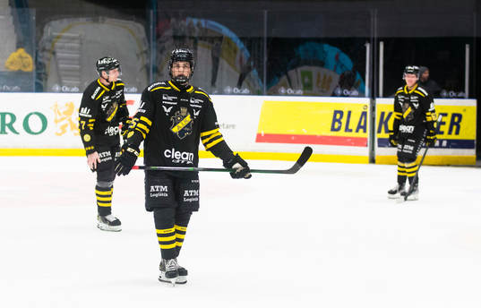 s Dalibor Dvorsky (närmast i bild) deppar