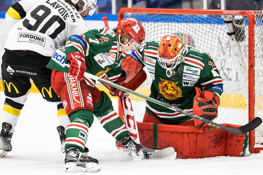 Västerås Alexandre Lavoie och Moras Isak Pantzare och