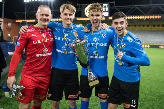Halmstads spelare jublar