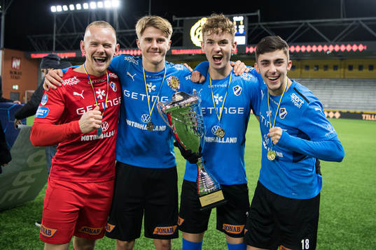 Halmstads spelare jublar