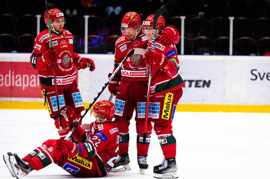 Modos Daniel Mannberg jublar