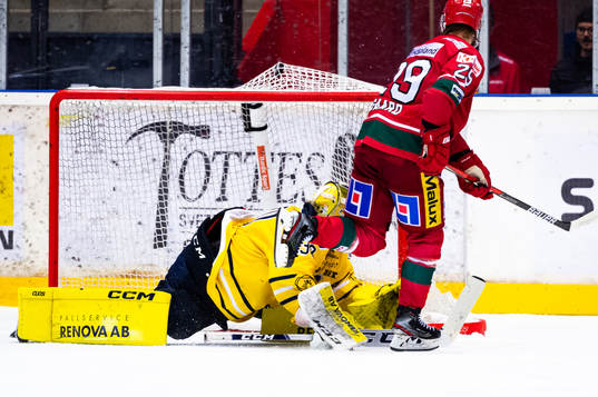 Modos Mikkel Aagaard avgör på straffar bakom