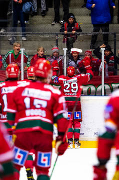 Modos Mikkel Aagaard jublar