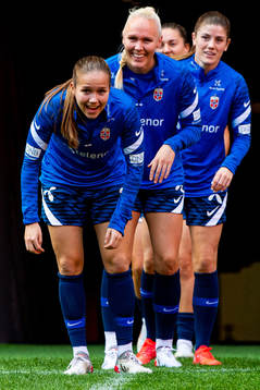 Guro Reiten, Maria Thorisdottir and Maren Mjelde of the