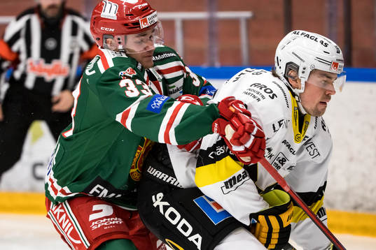 Moras Olle Strandell  och Västerås Filip Karlsson