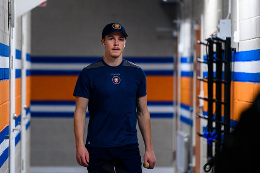 Växjös Juuso Vainio före ishockeymatchen i SHL mellan