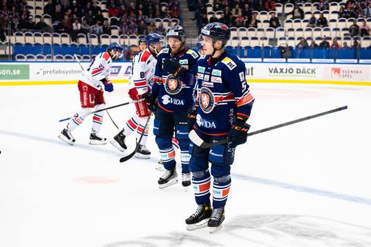 Växjös Ludvig Nilsson och Juuso Vainio depparunder