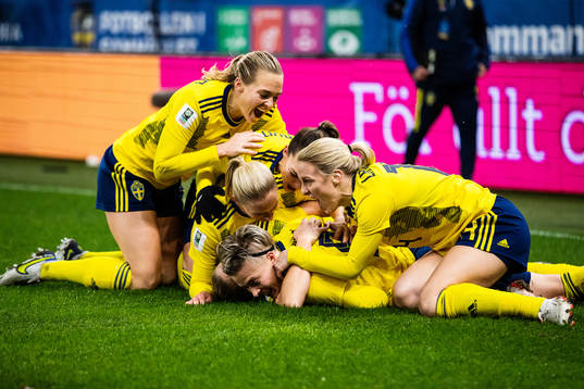 Lina Hurtig of Sweden celebrates
